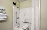 In-room Bathroom 3 Days Inn by Wyndham Eagle River
