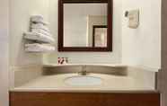 In-room Bathroom 7 Days Inn by Wyndham Eagle River