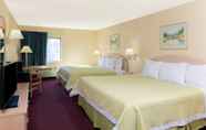Bedroom 6 Days Inn by Wyndham Mount Vernon
