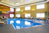 Swimming Pool DoubleTree by Hilton Chicago O'Hare Airport - Rosemont