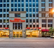 Exterior 5 Hilton Garden Inn Chicago Downtown/Magnificent Mile