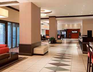 Lobby 2 Hilton Garden Inn Chicago Downtown/Magnificent Mile