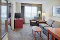 Common Space Holiday Inn Hotel & Suites Ottawa Kanata, an IHG Hotel