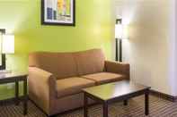 Common Space Quality Inn and Suites