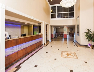 Lobi 2 Best Western Plus Georgetown Inn & Suites