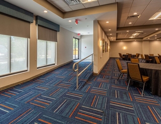 Lobby 2 Hampton Inn Winchester N/Conference Center, VA