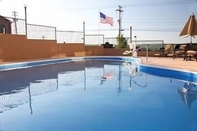 Swimming Pool Grand View Inn and Suites