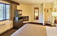 ห้องนอน 7 Blossom Hotel & Suites Traverse City