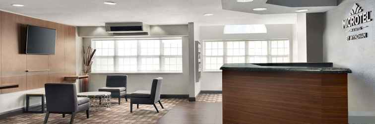 Lobby Microtel Inn & Suites by Wyndham Baton Rouge