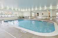 Swimming Pool Residence Inn by Marriott Sacramento Rancho Cordova