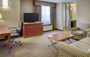 ห้องนอน 6 Holiday Inn Hotel & Suites London, an IHG Hotel