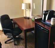 ห้องนอน 3 Holiday Inn Laval Montréal, an IHG Hotel