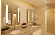 In-room Bathroom 4 JW Marriott Las Vegas Resort & Spa