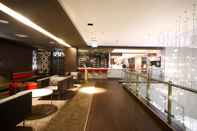 Bar, Cafe and Lounge Novotel Canberra