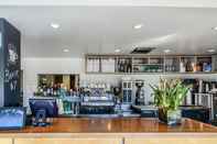 Bar, Cafe and Lounge Travelodge by Wyndham Culver City