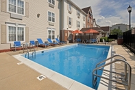 Swimming Pool Towneplace Suites By Marriott Bloomington