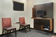 Functional Hall TownePlace Suites by Marriott Savannah Midtown