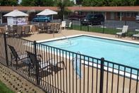 Swimming Pool Tri Valley Inn & Suites, Pleasanton