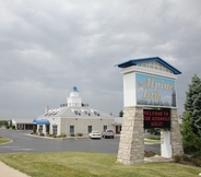 Exterior 2 Alpine Inn Rockford