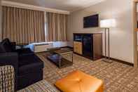 Common Space Best Western Los Angeles Worldport Hotel