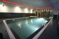 Swimming Pool Park Hall Hotel and Spa Wolverhampton