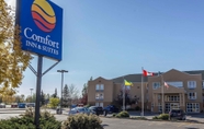 Exterior 2 Comfort Inn & Suites