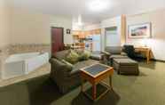 Common Space 6 Days Inn by Wyndham Luray Shenandoah