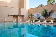 Swimming Pool Le Meridien Jeddah