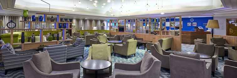 Lobi DoubleTree by Hilton Bristol North