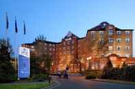 Bangunan DoubleTree by Hilton Hotel Dartford Bridge