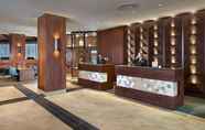 Lobi 3 DoubleTree by Hilton Hotel & Conference Centre Regina