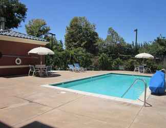 Swimming Pool 2 Extended Stay America Suites Fremont Newark