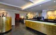 Lobi 4 Best Western Premier Hotel Victoria