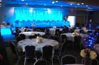 Functional Hall AmericInn by Wyndham Aberdeen - Event Center