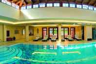 Kolam Renang Hotel Botanico & The Oriental Spa Garden