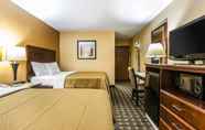 Bedroom 4 Econo Lodge Cartersville-Emerson Lake Point