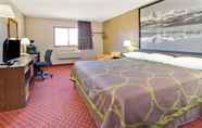 Kamar Tidur 4 Super 8 by Wyndham Longmont/Del Camino