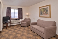 Common Space Rodeway Inn Waukegan - Gurnee