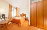 Phòng ngủ 4 Novum Hotel Kronprinz Berlin