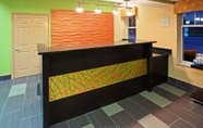 ล็อบบี้ 3 La Quinta Inn & Suites by Wyndham Cookeville