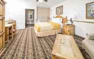 Bedroom 4 Days Inn by Wyndham Lebec