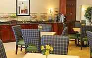 Restaurant 4 Springhill Suites By Marriott Newnan