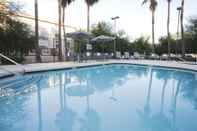 Swimming Pool SpringHill Suites Phoenix Chandler/Fashion Center