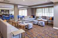 Lobi Courtyard Marriott Binghamton