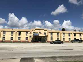 Exterior 4 Travelodge by Wyndham Winter Haven