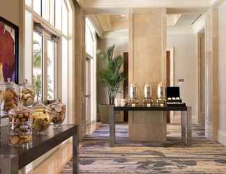 Lobby 2 Palm Beach Marriott Singer Island Beach Resort & Spa