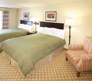 ห้องนอน 2 Country Inn & Suites by Radisson, Chanhassen, MN