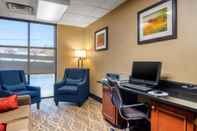 Functional Hall Comfort Inn & Suites La Grange