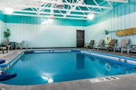 Kolam Renang Comfort Suites Miamisburg - Dayton South