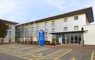 Exterior 2 Days Inn by Wyndham Leicester Forest East M1